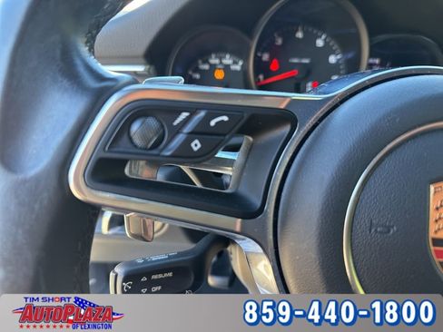 Used 2020 Porsche Macan image 26