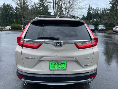 Used 2019 Honda CR-V Touring image 6