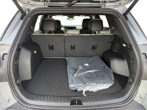 New 2026 GMC Terrain Elevation w/ Elevation Premium Package image 17