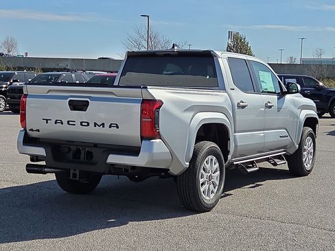 New 2026 Toyota Tacoma SR5 AWD/4WD image 4