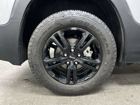 Certified 2024 GMC Terrain AT4 w/ Infotainment Package II AWD/4WD image 34