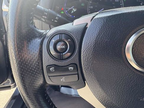 Used 2015 Lexus CT 200h image 31