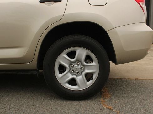Used 2008 Toyota RAV4 4WD image 4