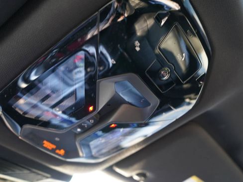 Used 2024 BMW 740i xDrive image 29