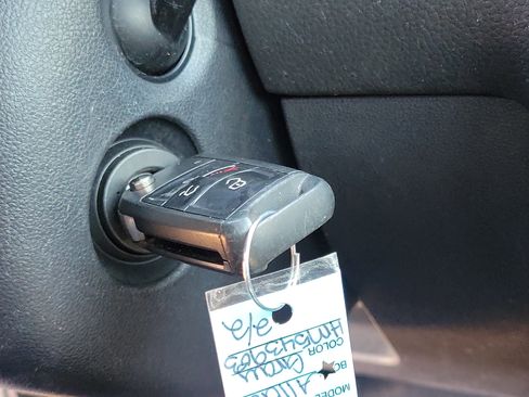 Used 2017 Volkswagen Golf Alltrack S image 29