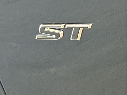 New 2026 Buick Enclave Sport Touring image 13