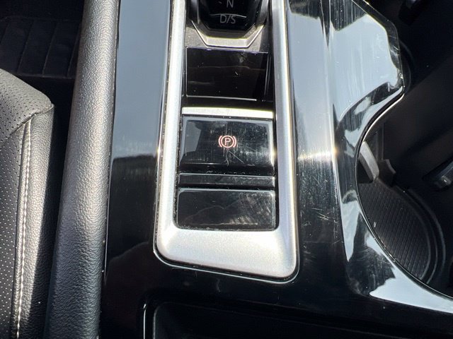 Used 2024 Volkswagen Atlas SE FWD image 22