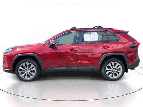 Used 2025 Toyota RAV4 XLE Premium w/ Weather Package FWD image 4