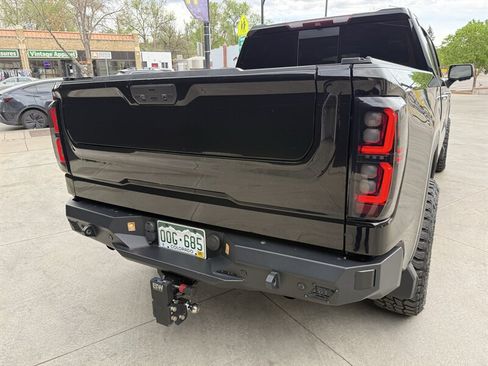 Used 2019 GMC Sierra 1500 Denali w/ Technology Package AWD/4WD image 6