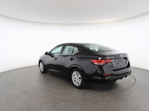 Used 2020 Nissan Sentra S image 11