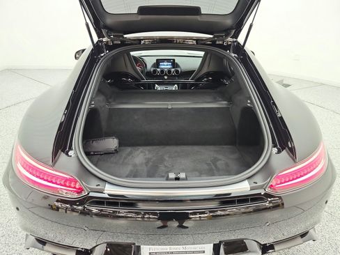 Used 2018 Mercedes-Benz AMG GT R image 17