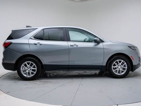 Used 2024 Chevrolet Equinox LT image 8