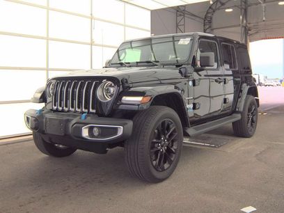 Used 2022 Jeep Wrangler Unlimited Sahara w/ Cold Weather Group