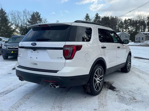 Used 2018 Ford Explorer Sport w/ Equipment Group 401A image 9