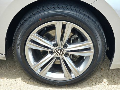 Used 2023 Volkswagen Jetta SE FWD image 7