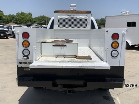 Used 2016 Ford F250 XL w/ Power Equipment Group AWD/4WD image 10