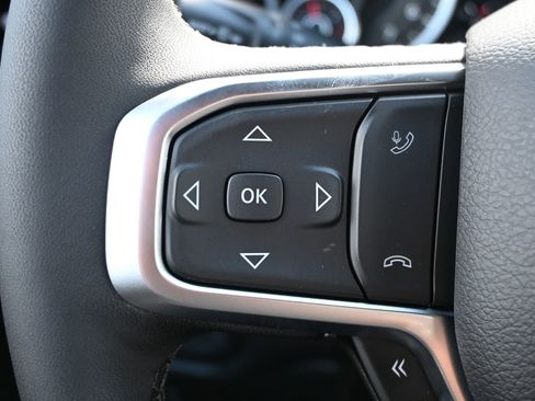 New 2026 RAM 1500 4x4 Crew Cab image 8