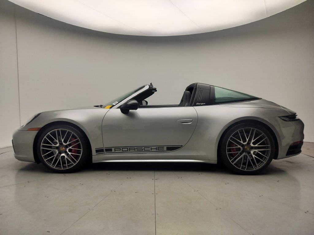 Certified 2024 Porsche 911 Targa 4S AWD/4WD image 2