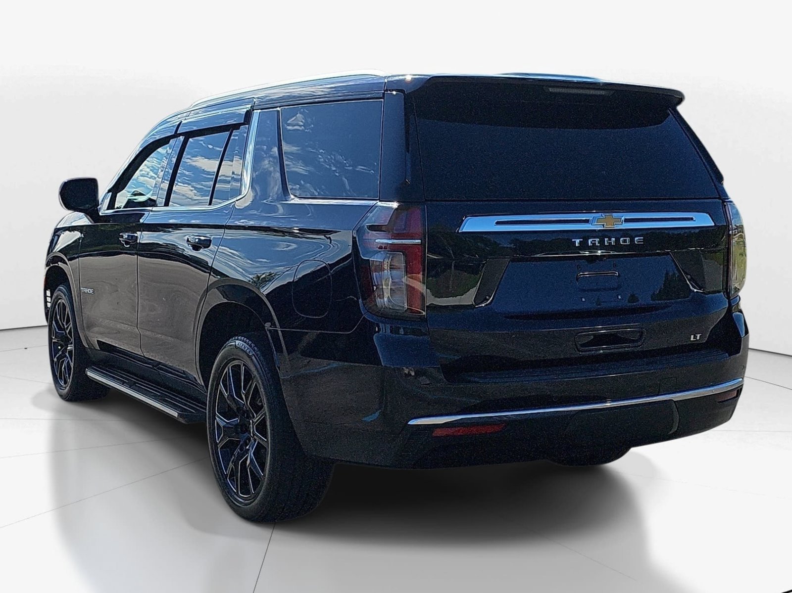 Used 2021 Chevrolet Tahoe LT AWD/4WD image 8