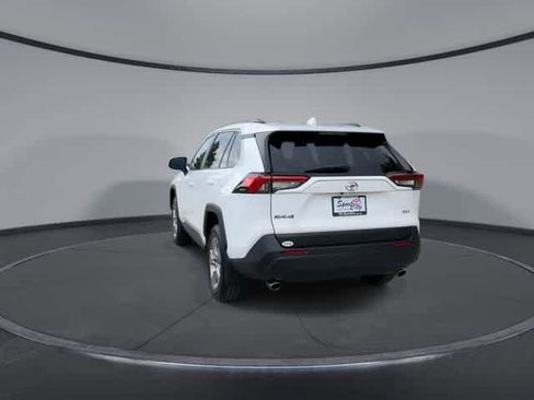 Used 2024 Toyota RAV4 XLE w/ Convenience Package FWD image 7