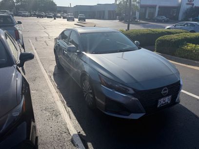 Used 2023 Nissan Altima 2.5 SV w/ SV Premium Package