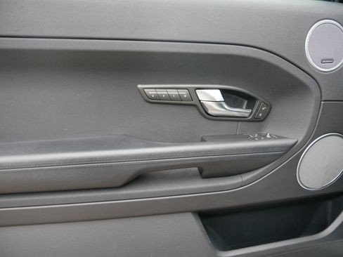 Used 2013 Land Rover Range Rover Evoque Pure Premium image 14