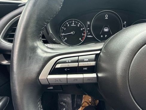 Used 2023 MAZDA MAZDA3 s FWD image 20