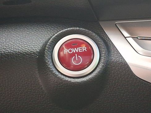 Used 2015 Honda Accord Touring image 24