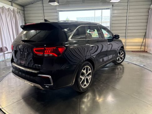 Used 2019 Kia Sorento SX FWD image 5