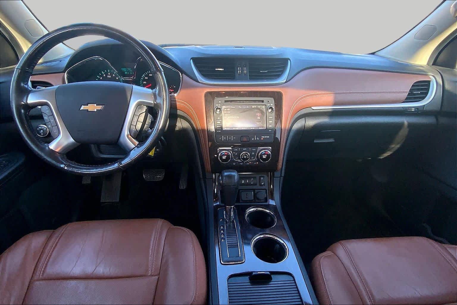Used 2016 Chevrolet Traverse LTZ FWD image 14