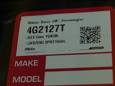 Used 2023 GMC Yukon Denali w/ Denali Reserve Package image 34