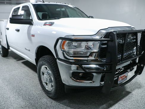 Used 2022 RAM 2500 Tradesman AWD/4WD image 5