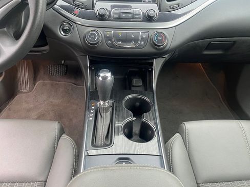 Used 2019 Chevrolet Impala LS image 20