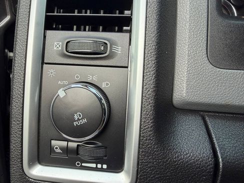 Used 2017 RAM 1500 Big Horn AWD/4WD image 20