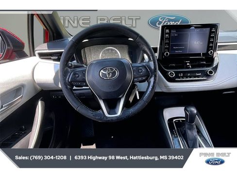 Used 2020 Toyota Corolla SE FWD image 5