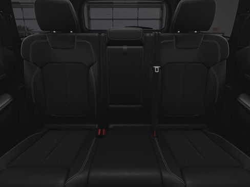 New 2024 Jeep Grand Cherokee Altitude image 19