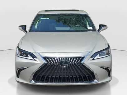 Certified 2023 Lexus ES 350 w/ Accessory Package (Z2)