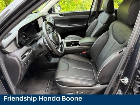 Used 2024 Hyundai Palisade SEL FWD image 14
