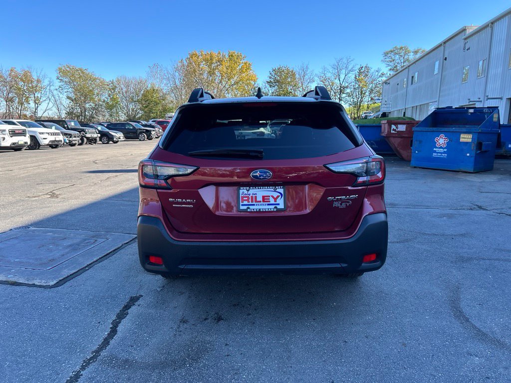 Certified 2024 Subaru Outback Premium AWD/4WD image 7
