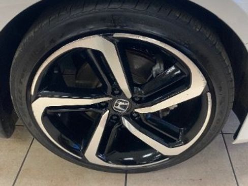 Used 2021 Honda Accord Sport image 26
