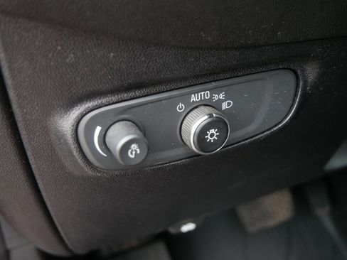 Used 2019 Chevrolet Equinox LT AWD/4WD image 22