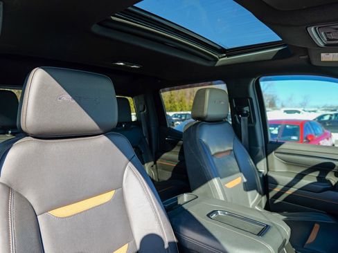 Used 2022 GMC Sierra 1500 AT4 w/ AT4 Preferred Package image 41