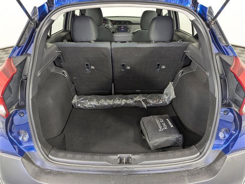 Used 2019 Nissan Kicks SV image 29