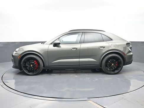 New 2025 Porsche Macan 4S Electric AWD/4WD image 2