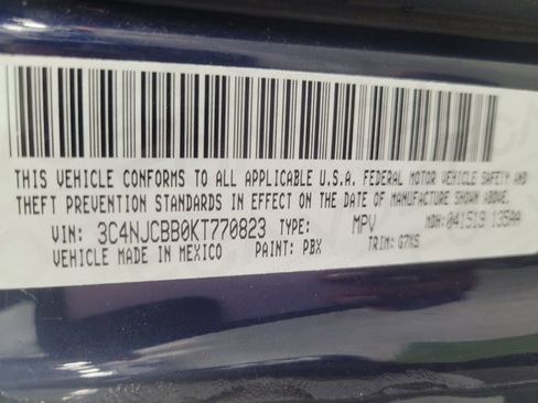 Used 2019 Jeep Compass Latitude w/ Cold Weather Group image 33