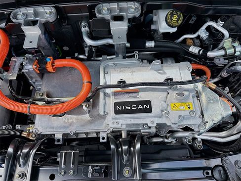 Used 2023 Nissan Ariya FWD image 33