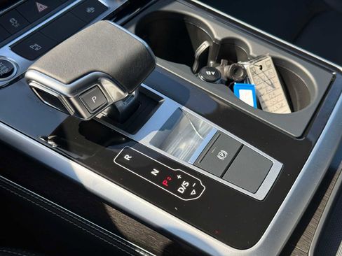 New 2025 Audi Q8 Premium Plus image 33