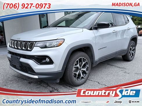 Used 2026 Jeep Compass Limited AWD/4WD image 1