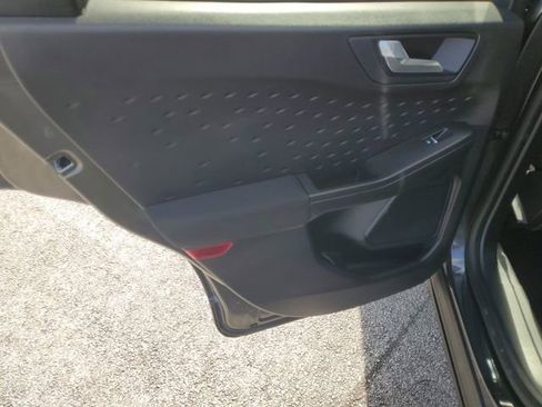 Certified 2020 Ford Escape SE image 14