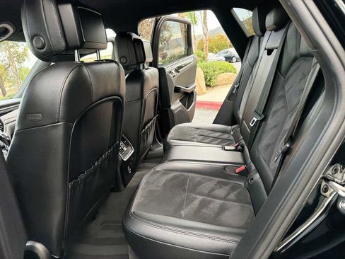 Used 2018 Porsche Macan image 20